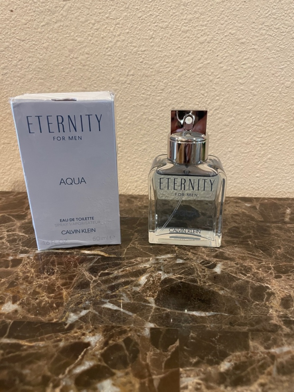 Calvin Klein Eternity Aqua for Men - Clear & Silver Bottle